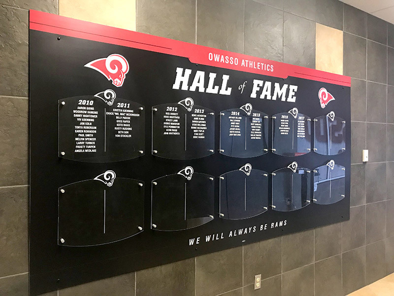 athletic-hall-of-fame-plaques (1)